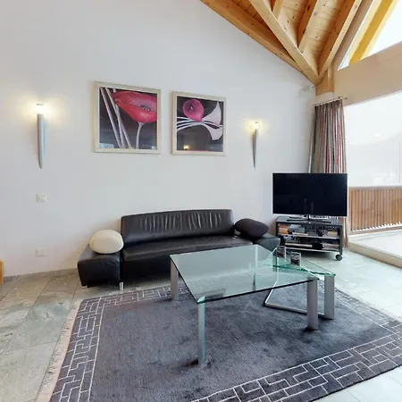 Sur Crasta Apartment *