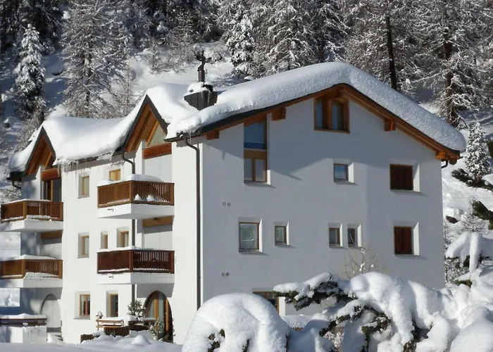 Sur Crasta Apartamento *